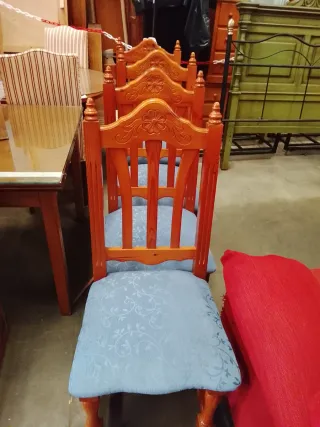 4 Sillas de Comedor Tapizadas