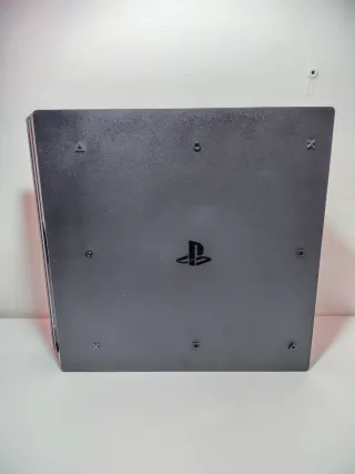PlayStation 4 Pro 1TB Con Controller e Cavi