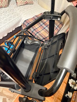 Tacatá andador para persona con movilidad reducida