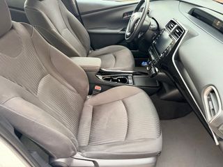 Toyota Prius Plugin 2021