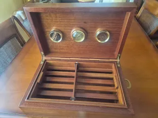 Humidor de puros de madera