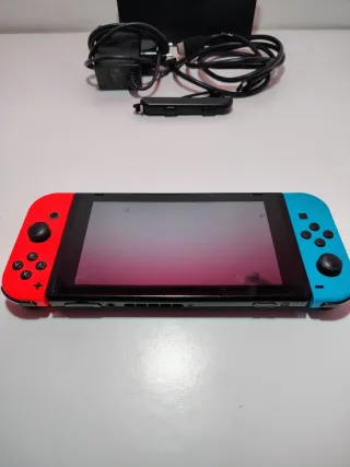 Nintendo Switch 32GB Completa con Accessori
