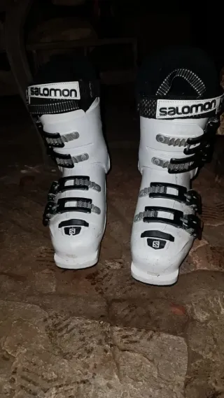 Equipo de esquí Rossignol y botas Salomon