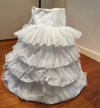 Cancán de fallera seminuevo.