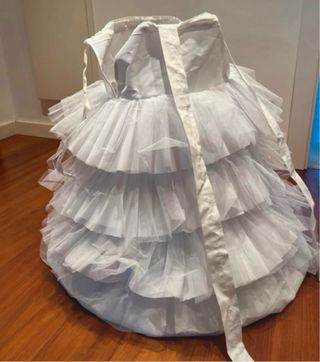 Cancán de fallera seminuevo.