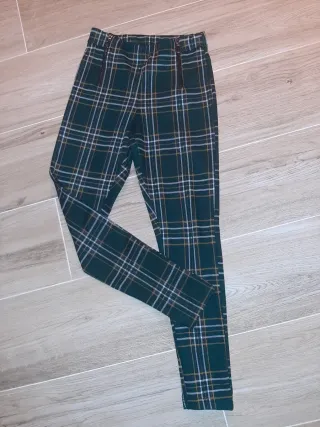 Conjunto Pantalón-Camiseta Talla M. Stradivarius