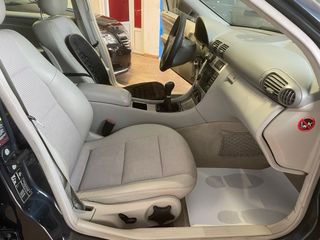 Mercedes-Benz C220 150Cv AÑO: 2004