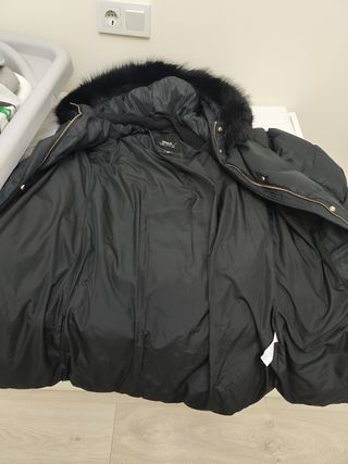 Abrigo plumífero Only negro talla XS