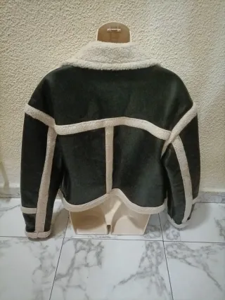 Cazadora Biker Negra y Beige