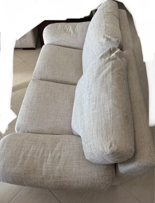 n. 2 divani tessuto beige dí ottima qualità