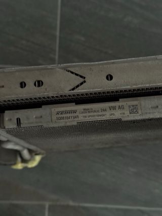 5Q0816411AR RADIADOR CONDENSADOR A/C CLIMA