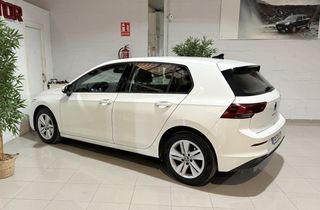 Volkswagen Golf 2021