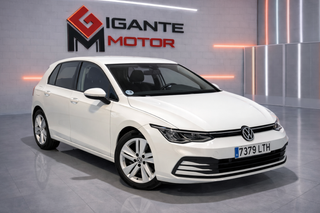 Volkswagen Golf 2021.