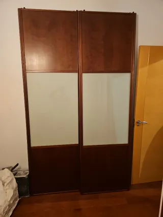 Frente de armario madera y cristal