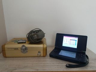 Nintendo DS Lite Blu + Caricatore + Scatola Zelda