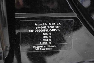 Dacia Spring Essential Electric 33kW (45CV)