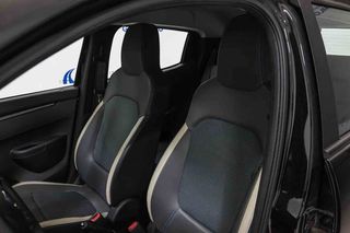 Dacia Spring Essential Electric 33kW (45CV)