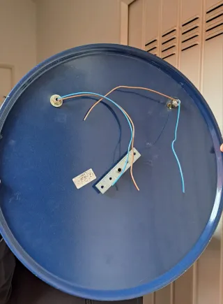 Lámpara infantil espacial con globo terráqueo