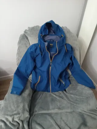 Chubasquero mujer azul