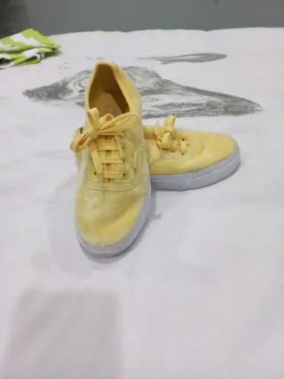Vans Peluche Amarillo Talla 35