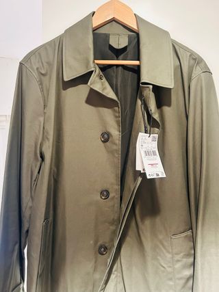 Gabardina Mango Verde Talla M