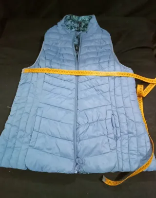 Chaleco Reversible Azul y Multicolor