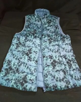 Chaleco Reversible Azul y Multicolor