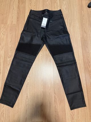 Pantalón efecto cuero Calzedonia Talla L