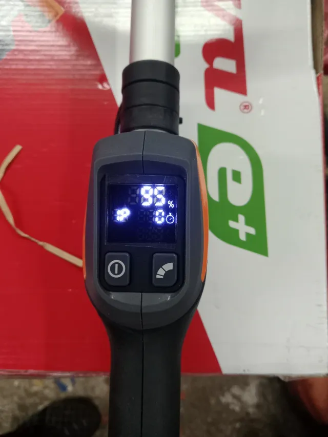 Cortasetos pértiga batería 60V 8Ah