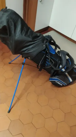 Juego Palos Golf Zurdos Strata