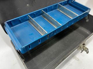 Caja herramientas antigua SIMONSEN