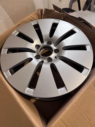 4 Llantas Mercedes Benz 7x17