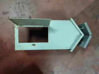 Caseta termo metálica