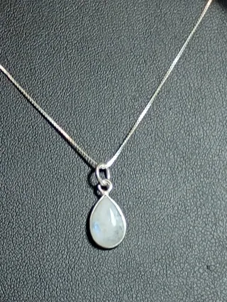 Piedra luna cadena 50 cm