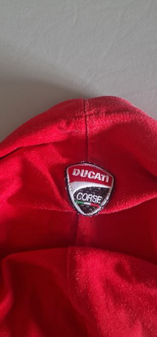 Preciosa Sudadera Ducati Moto Blanca y Roja