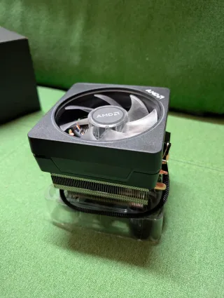 Disipador de procesador AMD Ryzen 7 3700X