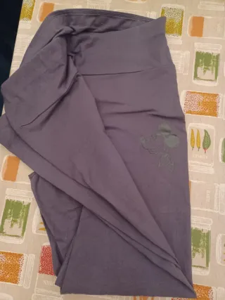 Mallas grises con estampado de Mickey