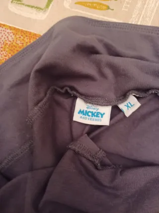 Mallas grises con estampado de Mickey