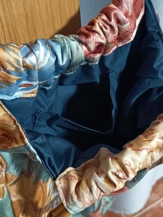 Bolso con asas de bambú