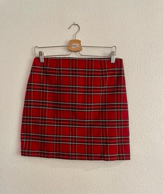Falda de cuadros roja con cremallera