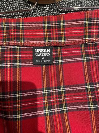 Falda de cuadros roja con cremallera