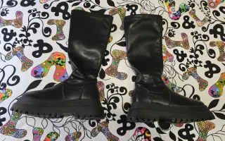 Botas negras media caña plataforma