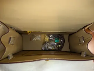 Bolso elegante beige