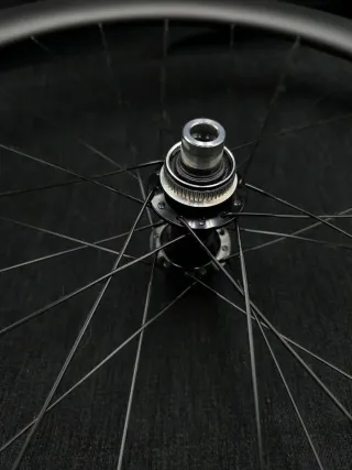 Ruedas Shimano WH-RS710 carbono