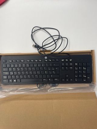 Teclado HP Negro USB. Funciona perfecto.