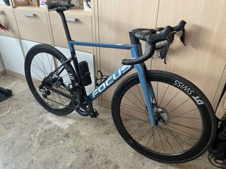 Bicicleta Focus Izalco Max 9.6 Ultegra Di2 talla M