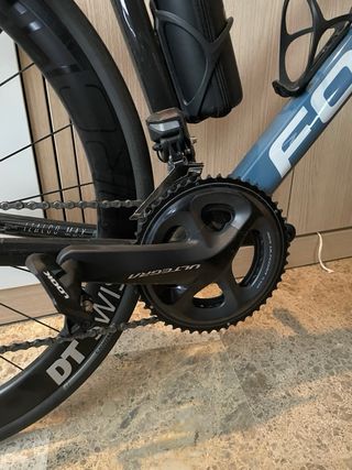 Bicicleta Focus Izalco Max 9.6 Ultegra Di2 talla M