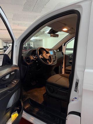 Mercedes-Benz Vito 2021 8 plazas