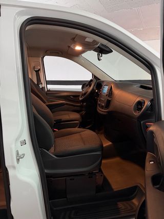 Mercedes-Benz Vito 2021 8 plazas