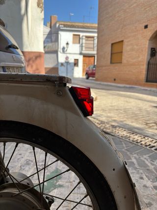 Tulipa Vespino Mortadelo